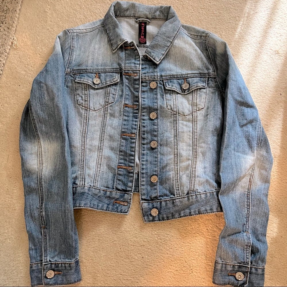 Almost Famous Womens Denim Jean Jacket Blue Sz M Button Front